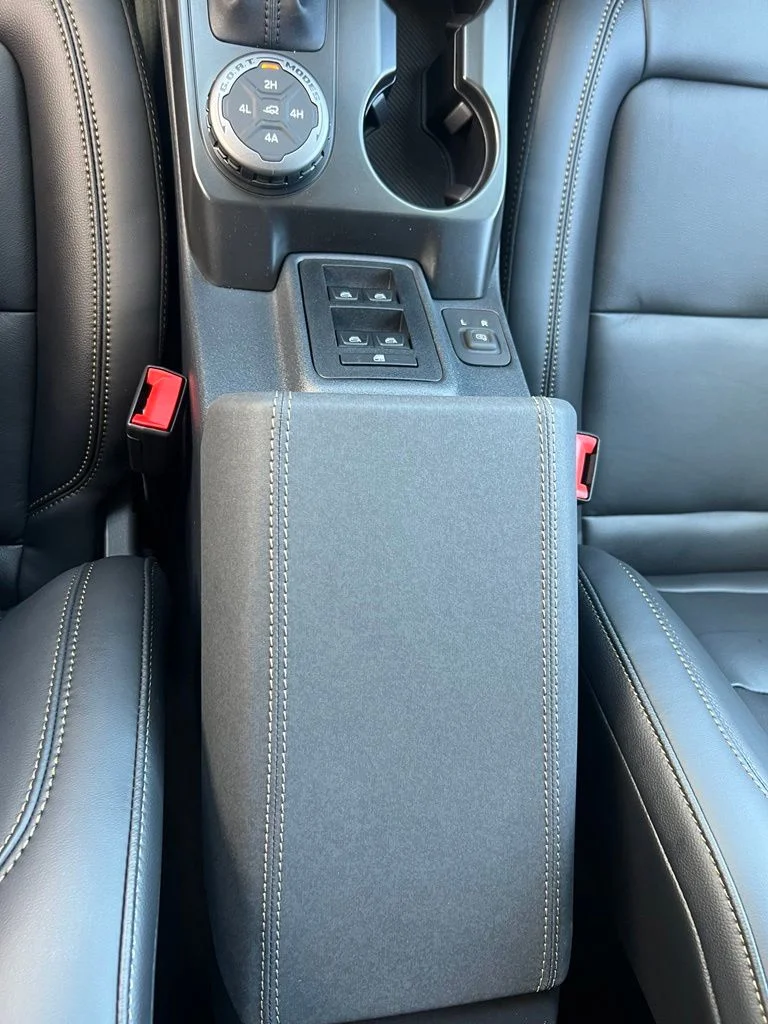 New 2026 Marsh Gray Ford Badlands® image 19