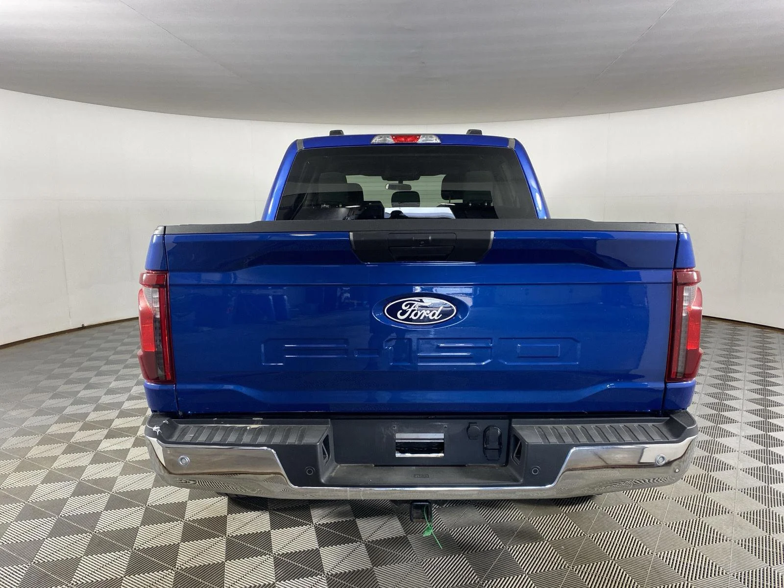 Used 2025 Atlas Blue Ford XLT image 6