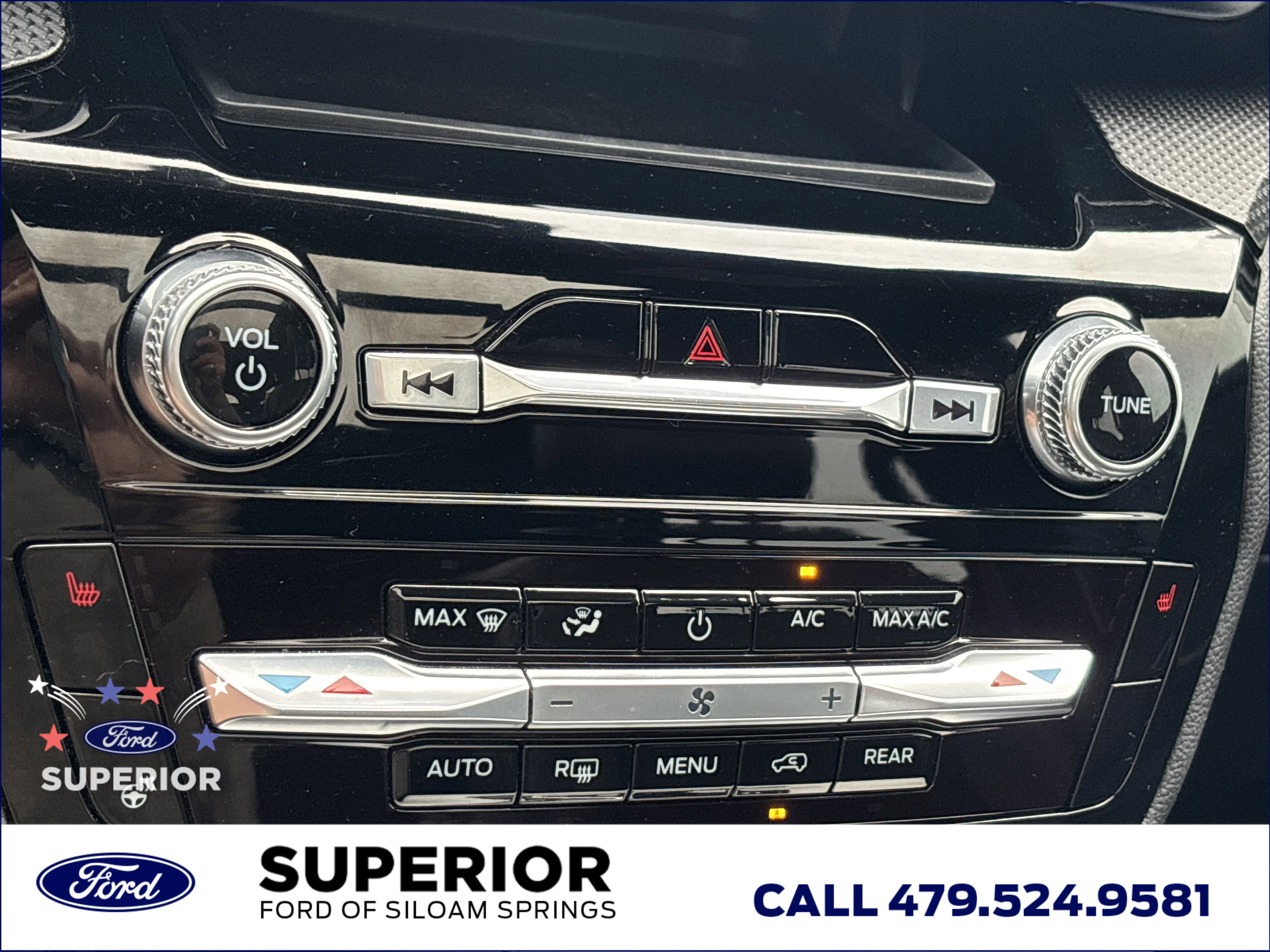 Used 2024 Iconic Silver Metallic Ford ST-Line image 35