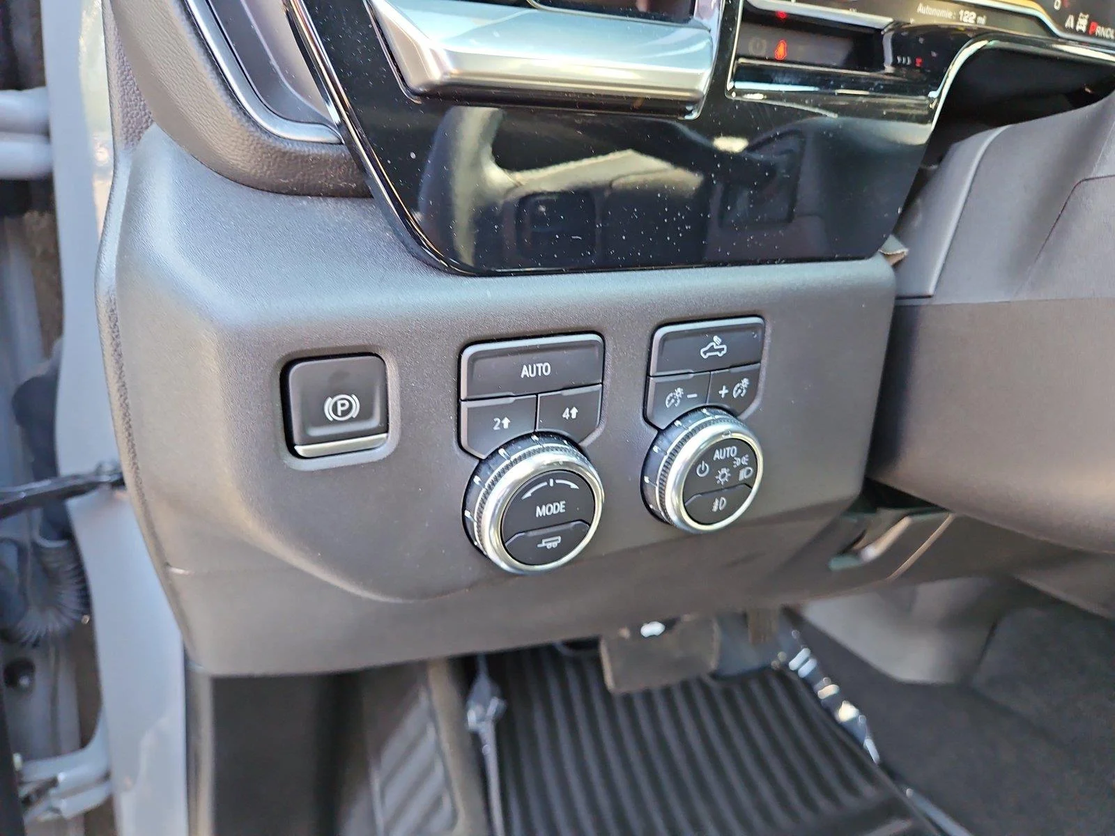 Used 2024 Thunderstorm Gray GMC Elevation image 20