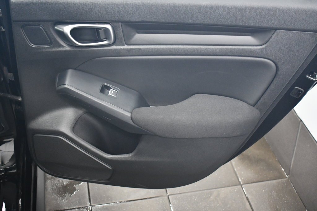 2024 Honda Civic Hatchback LX - Photo 28