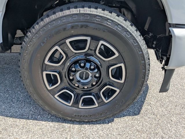 New 2026 Avalanche Ford F-250® Platinum® image 11