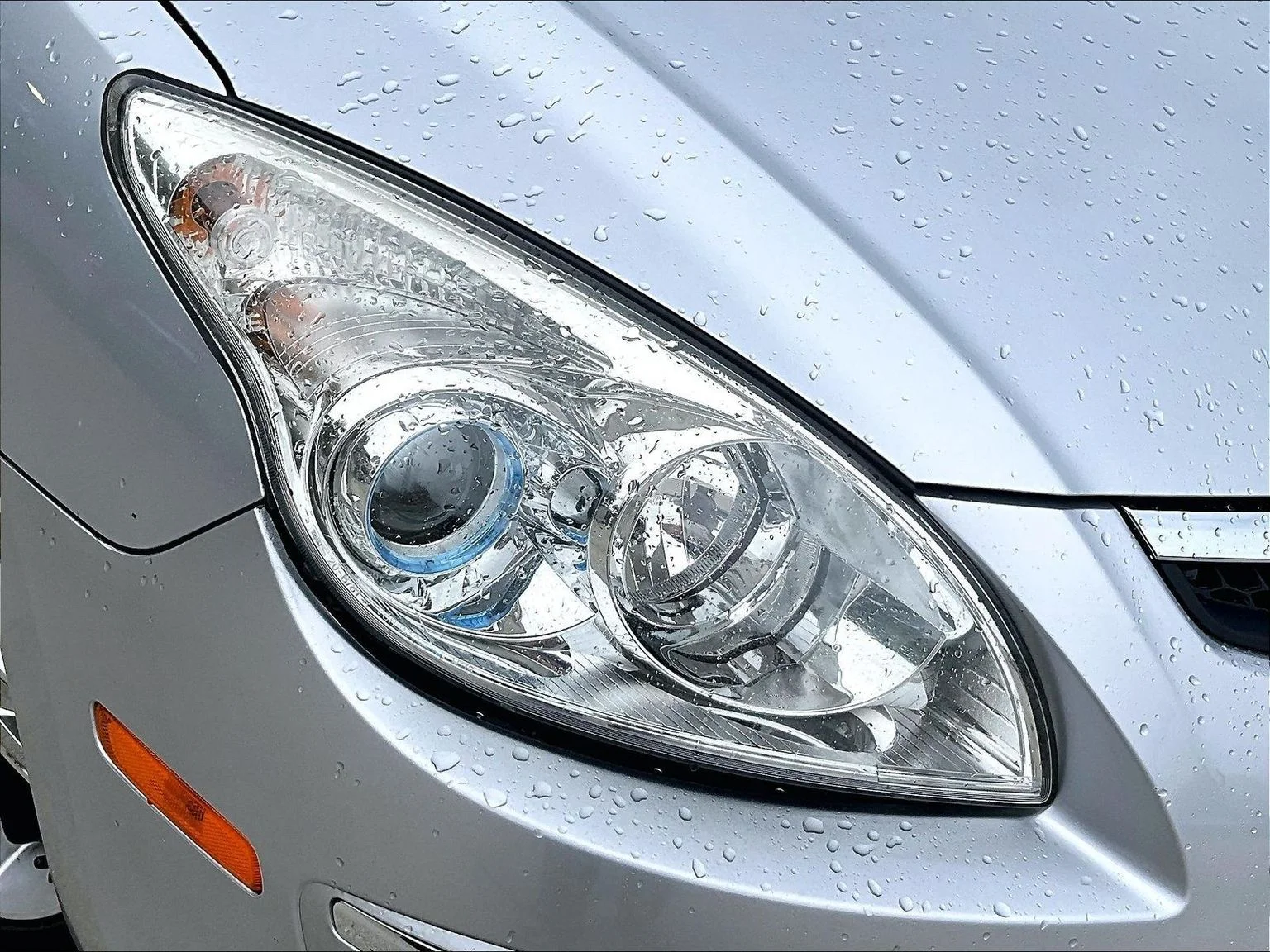Used 2011 Silver Hyundai SE image 27