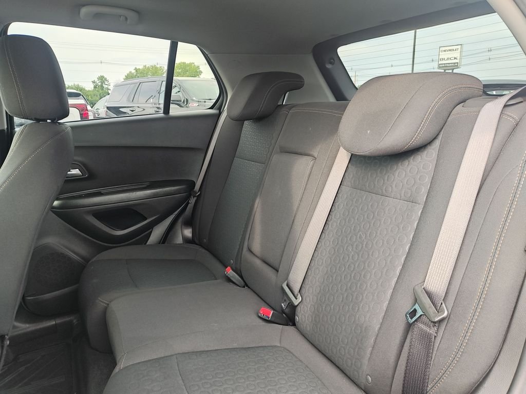 Used 2022 Black Chevrolet LS image 14