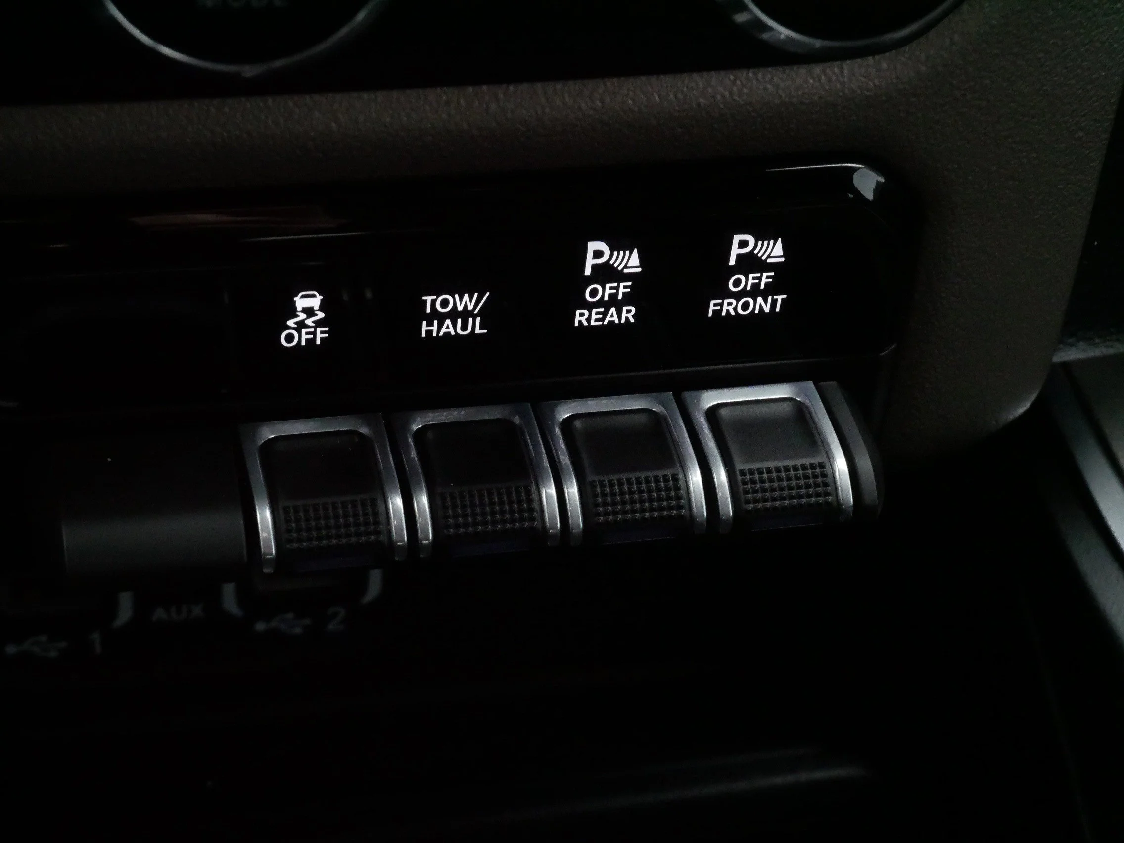 Used 2022 Diamond Black Crystal Pearlcoat Ram Laramie image 28