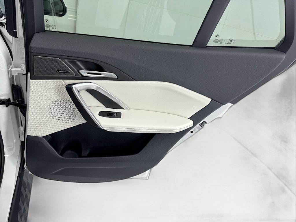 Certified Used 2026 Alpine White BMW xDrive28i image 27