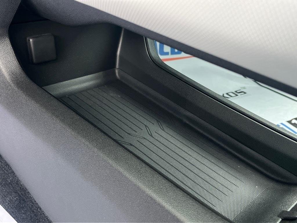 2025 Chevrolet Equinox EV LT - Photo 19