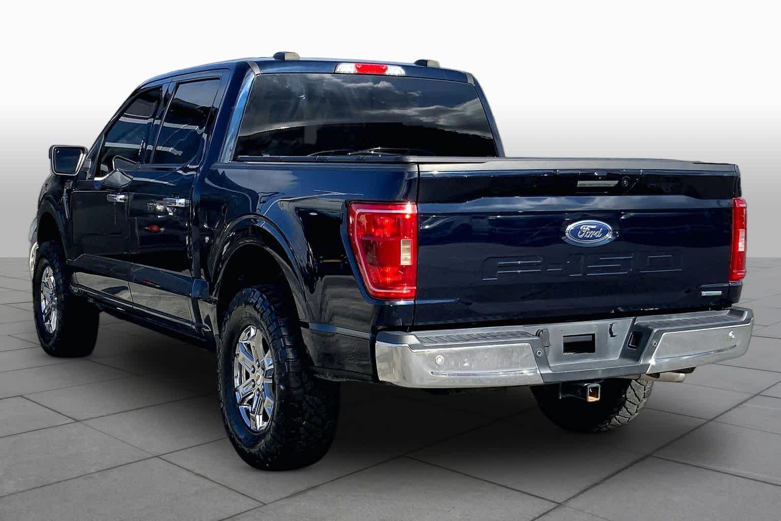 Certified Used 2022 Antimatter Blue Metallic Ford XLT image 12