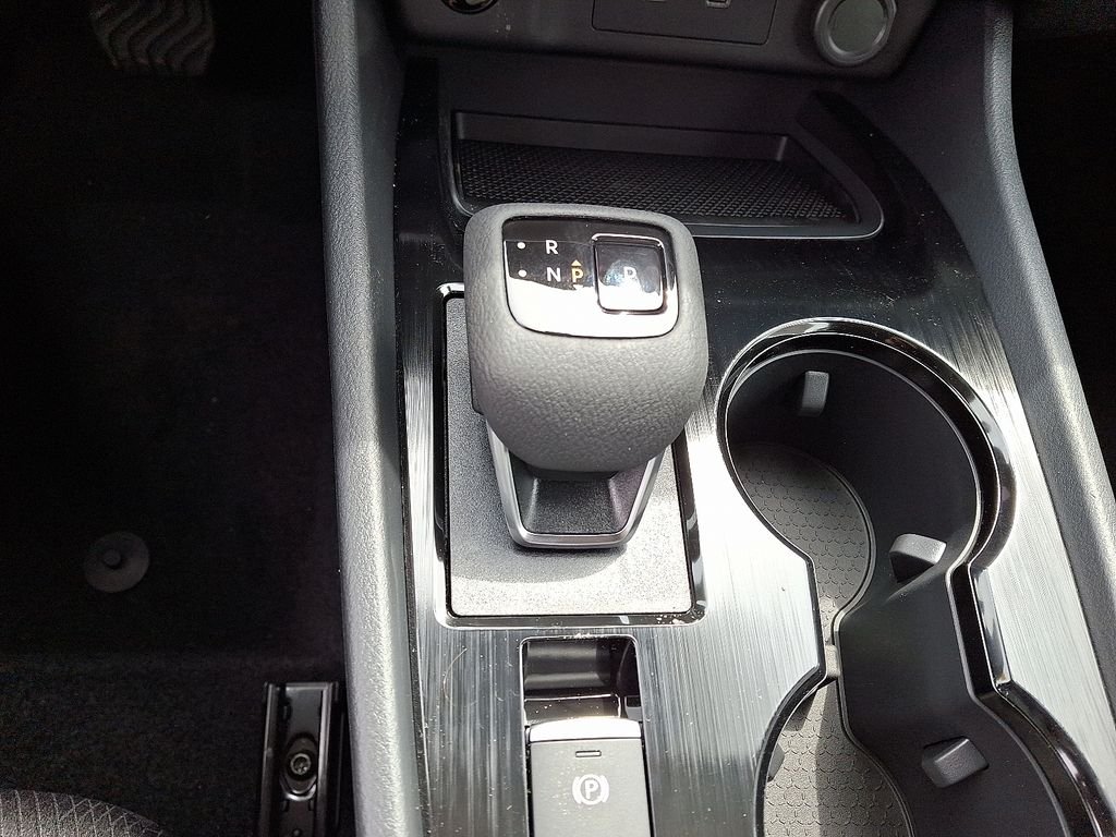 2026 Nissan Rogue — photo 10
