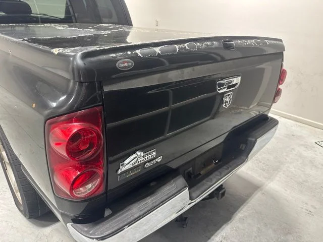 Used 2008 Black Dodge SLT image 7