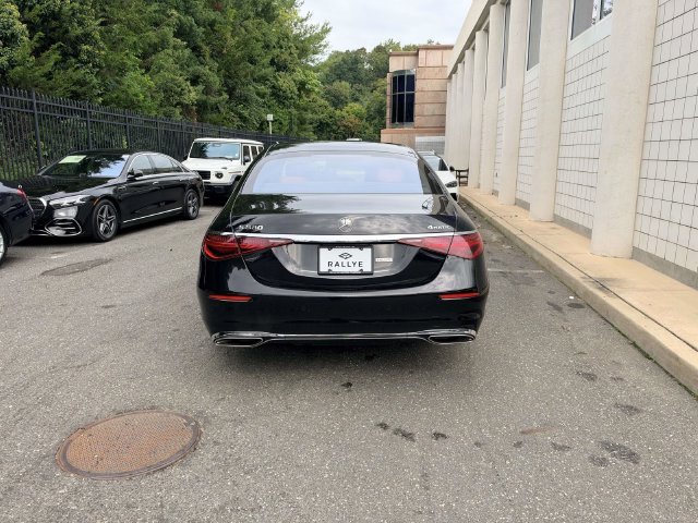 Certified Used 2023 Black Mercedes-Benz S 580 image 4