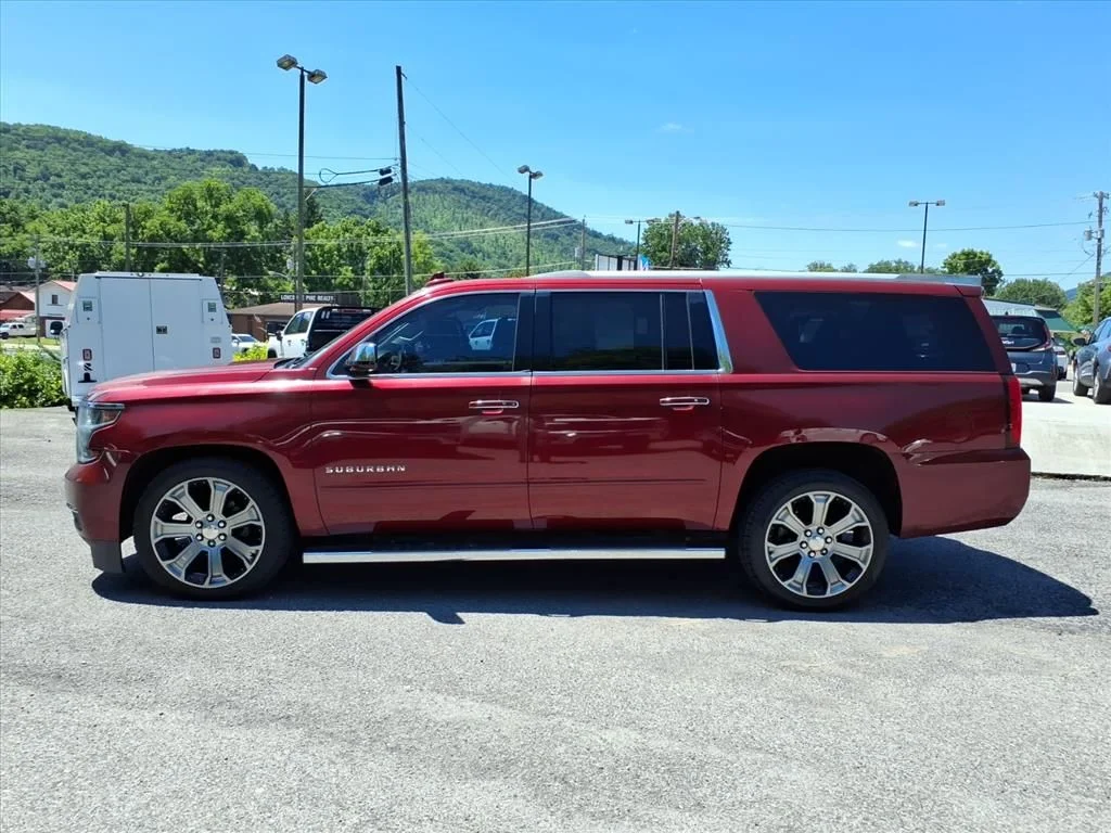 Used 2017 Red Chevrolet Premier image 2