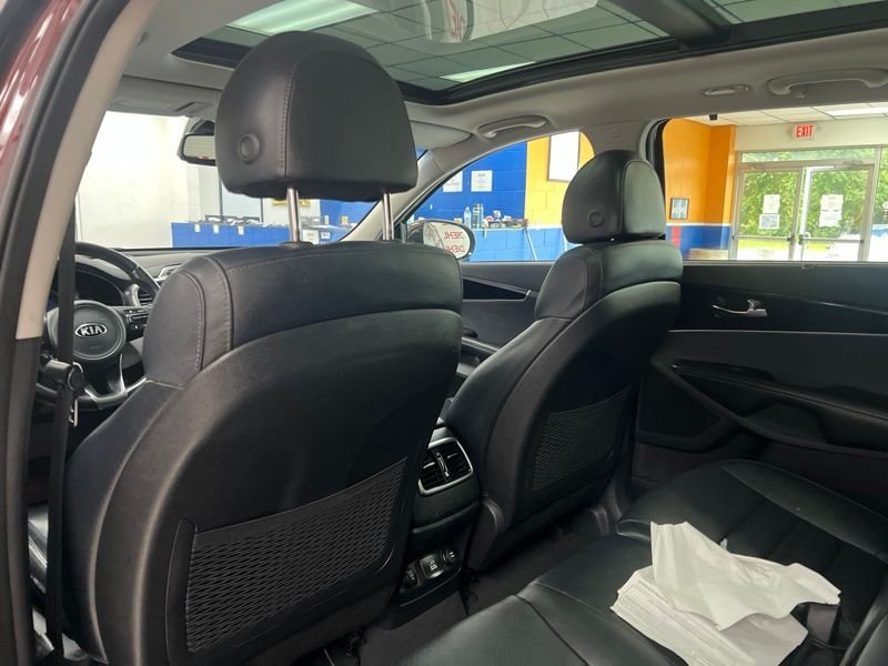 Used 2018 Purple Kia EX image 17