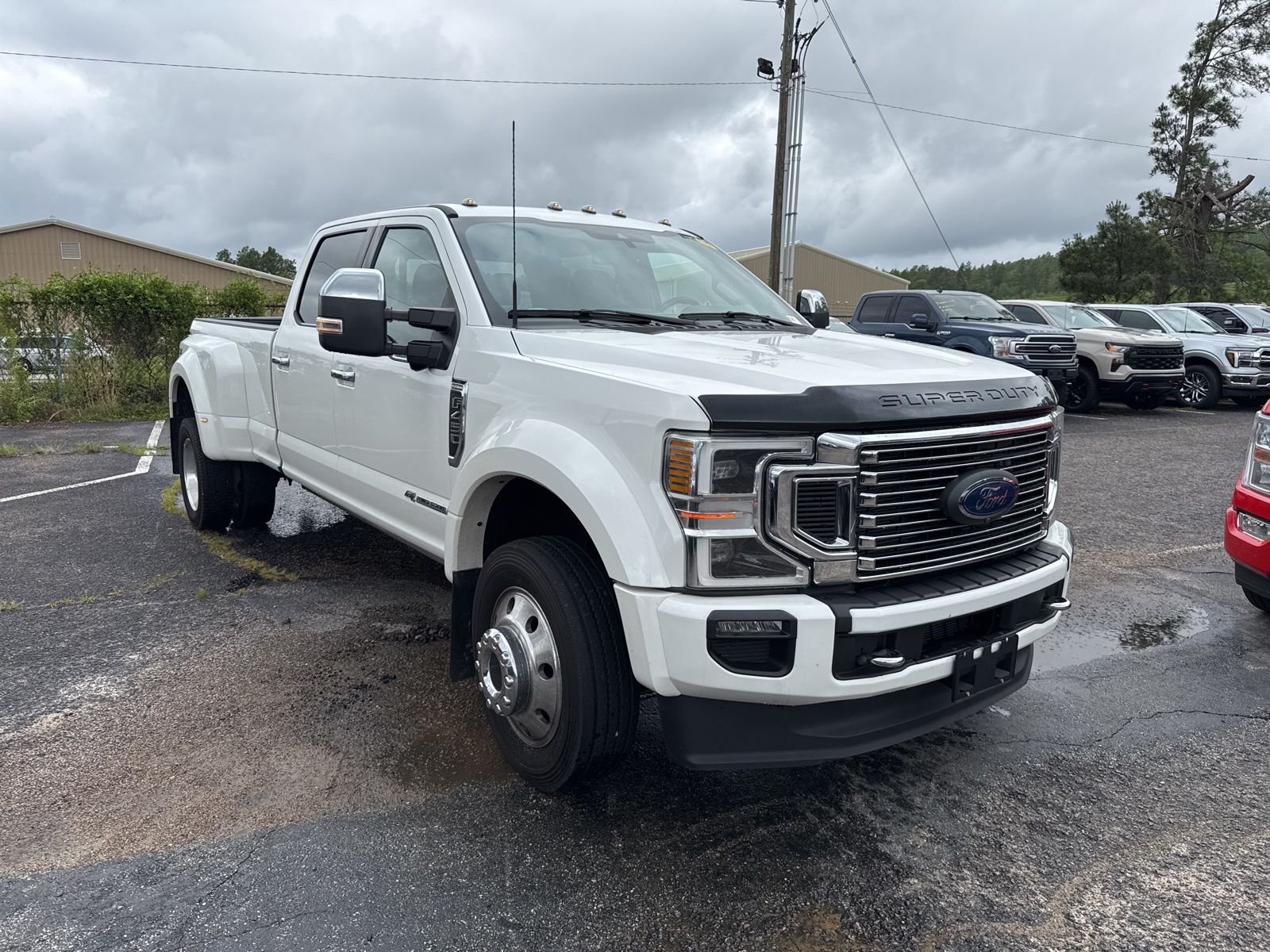 2022 Ford F-450 Platinum 4x4 Crew Cab 8' Box DRW's photo