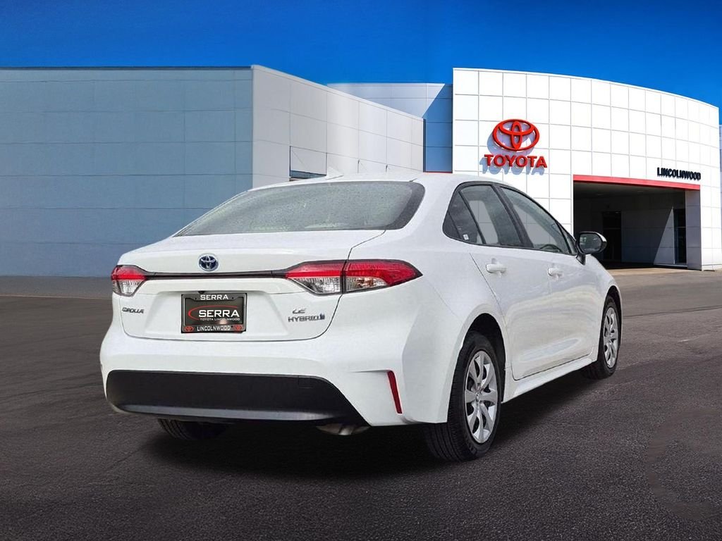 Used 2023 White Toyota LE image 12