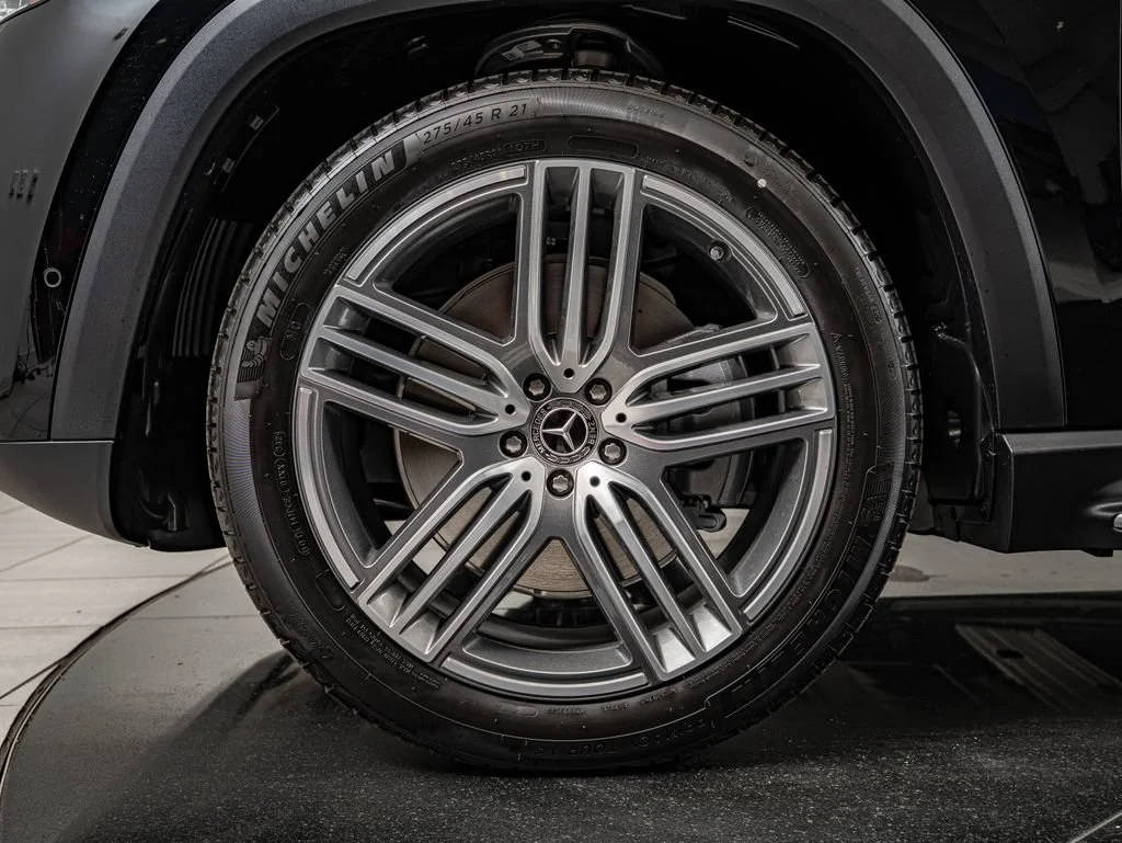 Used 2026 Black Mercedes-Benz GLS 450 image 10