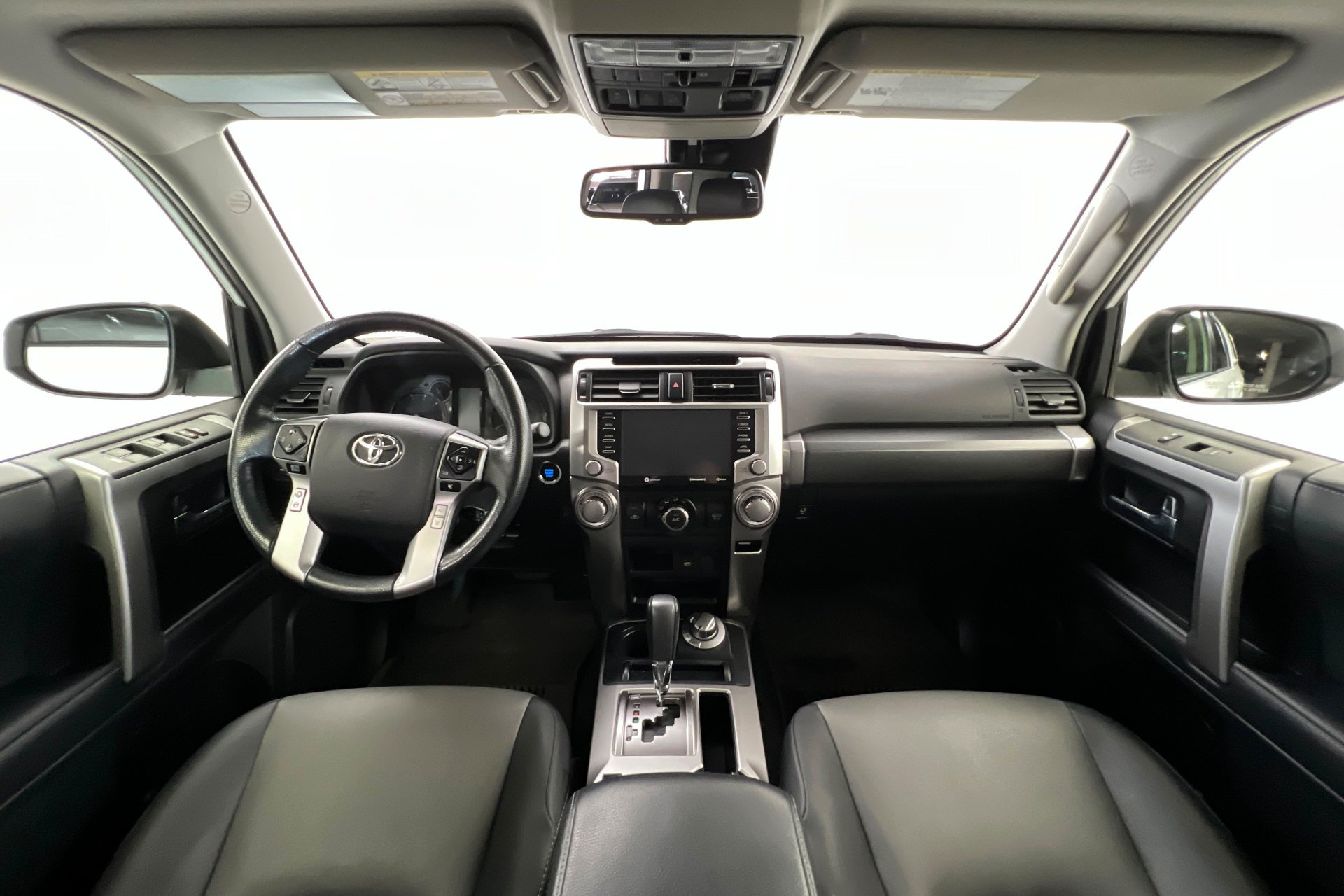 Used 2024 White Toyota SR5 Premium image 10
