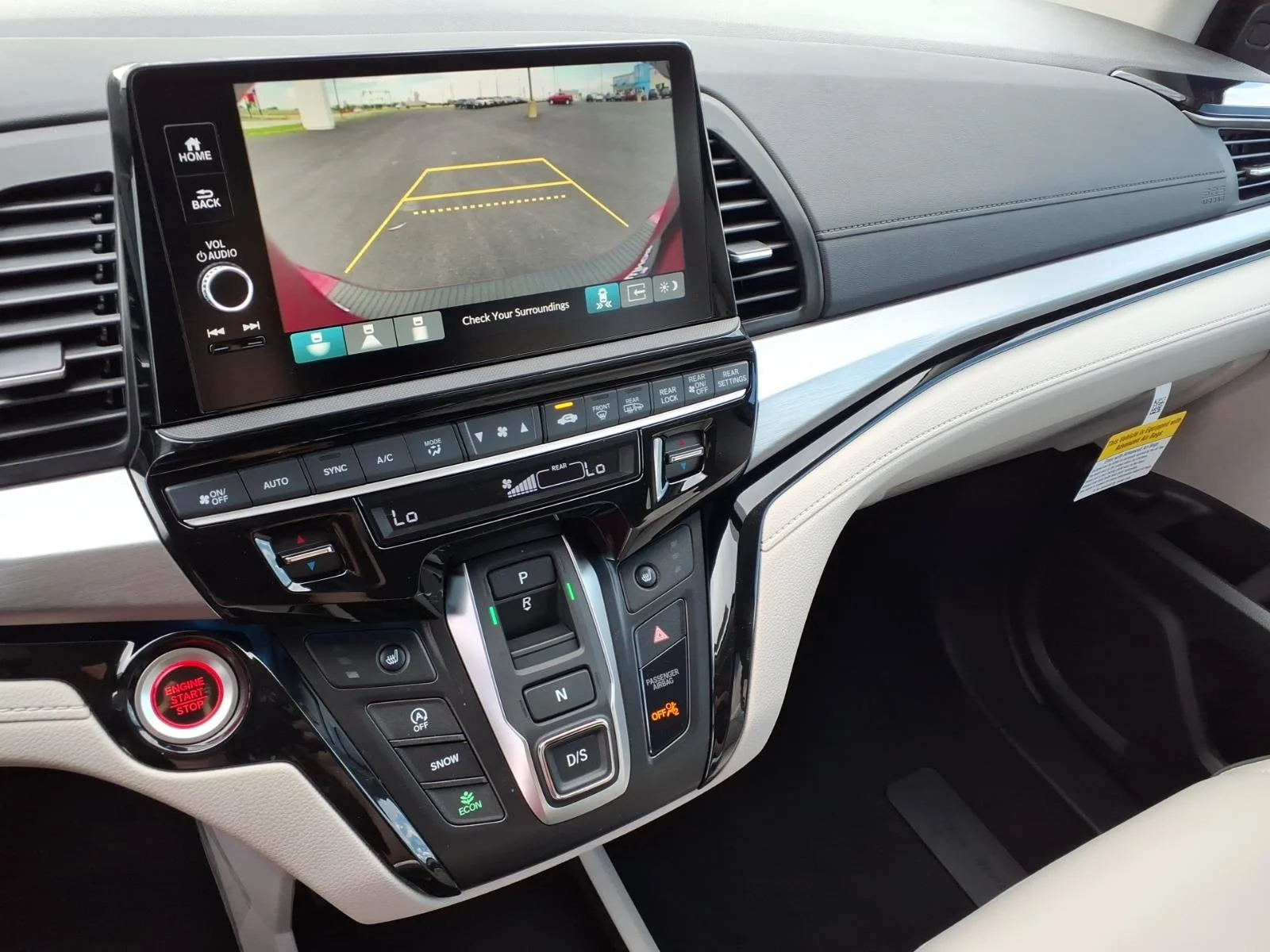 2026 Honda Odyssey Touring - Photo 11