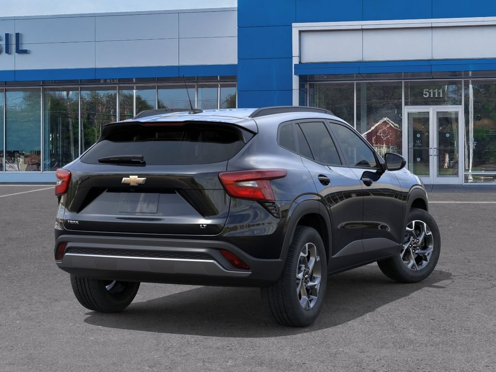 2026 Chevrolet Trax LT - Photo 4
