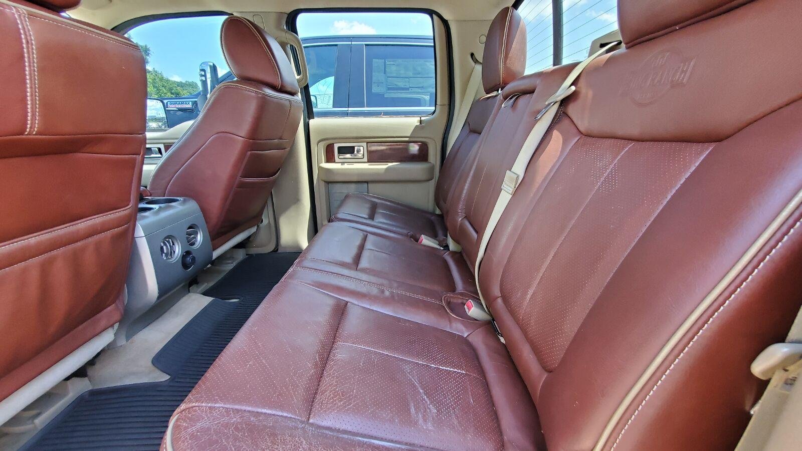 Used 2010 Tuxedo Black Metallic Ford XL image 5