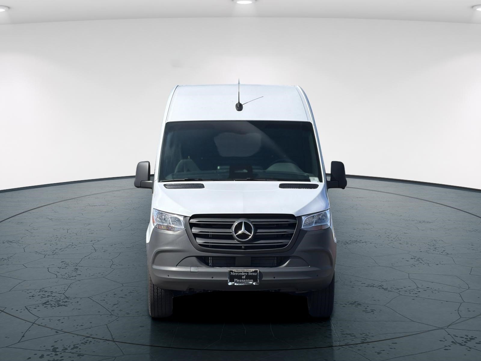 New 2026 Arctic White Mercedes-Benz 2500 High Roof SO Diesel 170 WB image 9