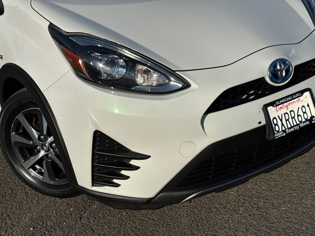 Used 2018  Toyota One image 6