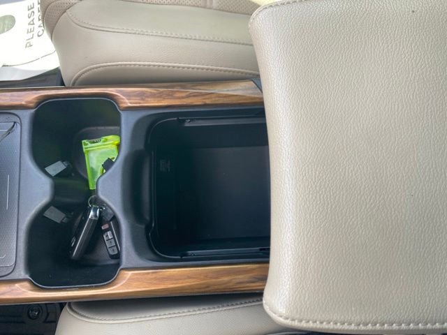 Used 2020  Honda Touring image 28