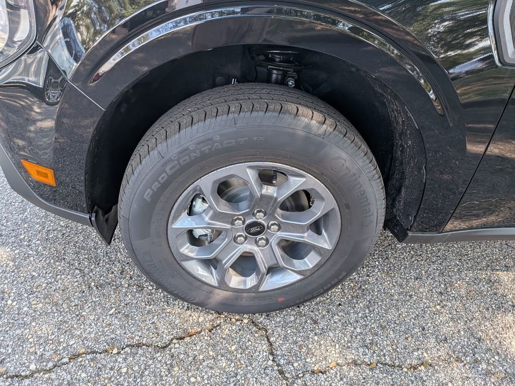 New 2026 Shadow Black Ford XLT image 12