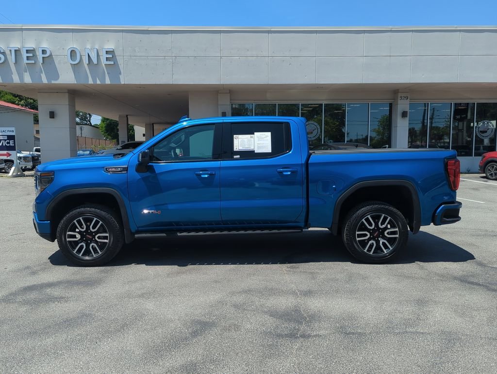 Used 2022 Blue GMC AT4 image 3