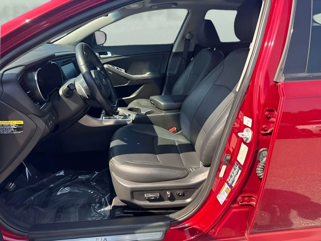 Used 2015 Red Kia SX image 9
