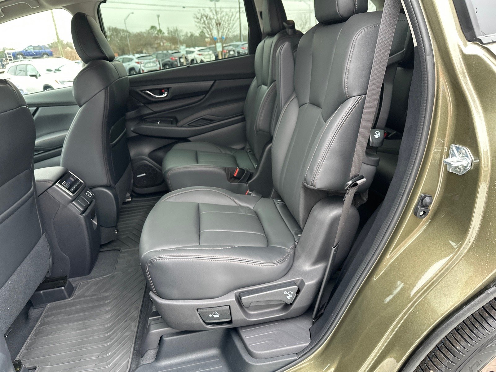 2026 Subaru Ascent Limited Bronze Edition - Photo 11