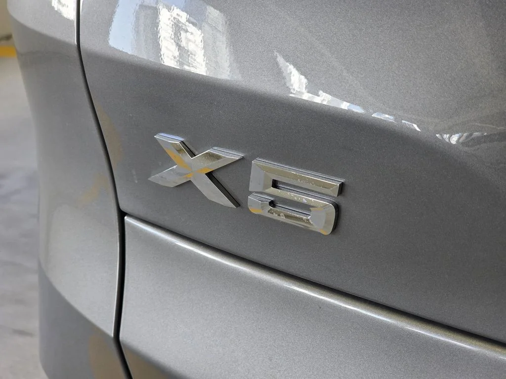 New 2026 Gray BMW sDrive40i image 6