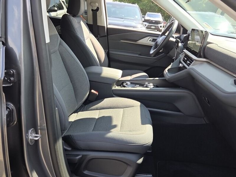 New 2026 Carbonized Gray Metallic Ford Active image 16