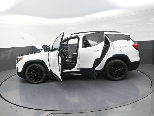 Used 2019 White GMC SLT image 45