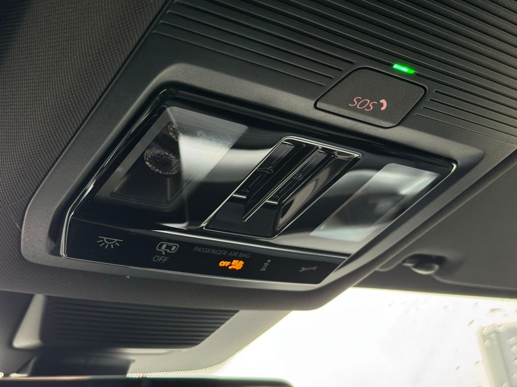 2026 Volkswagen Tiguan SE R-LINE BLACK - Photo 33