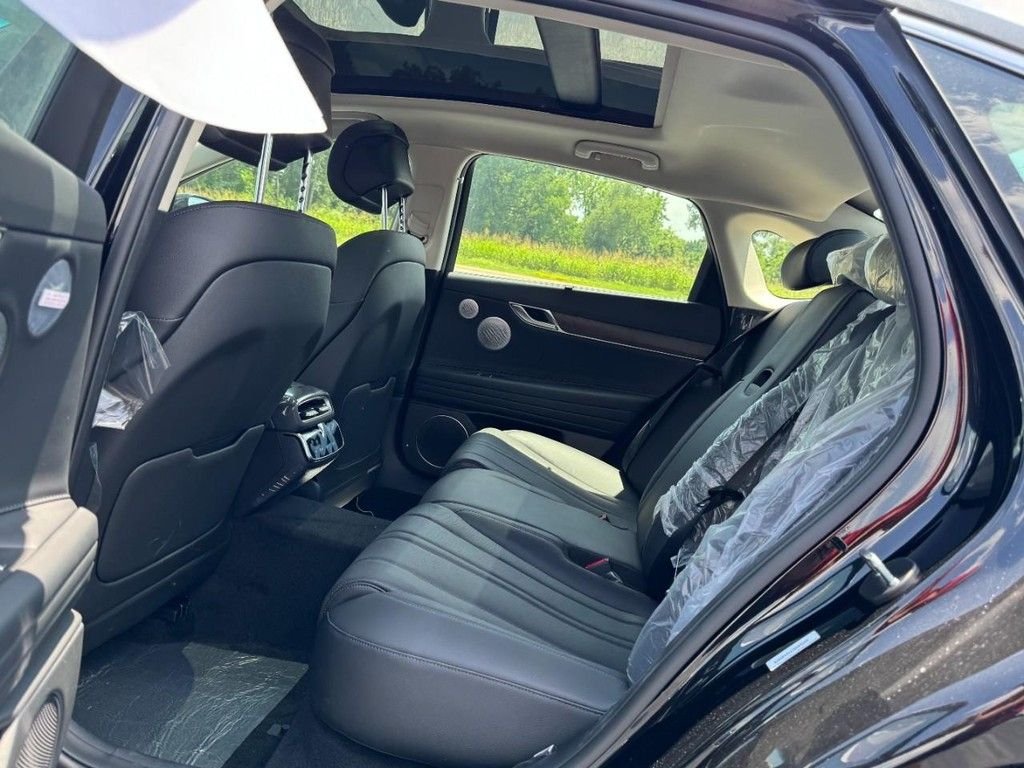 New 2026 Vik Black Genesis 2.5T Advanced image 7