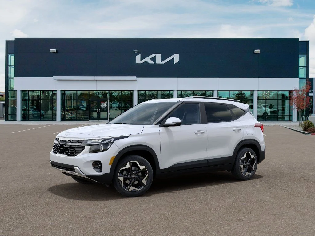 New 2026 White Kia S image 3