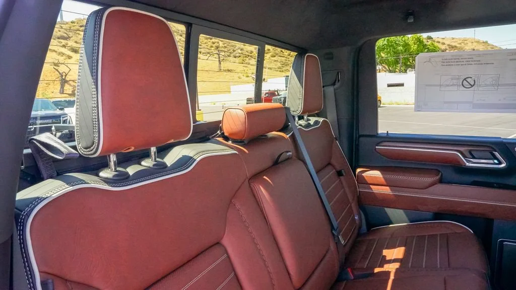 2026 GMC Sierra 2500HD Denali Ultimate - Photo 15