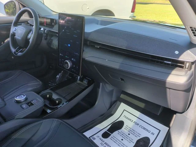 Used 2024 Black Ford Premium image 35