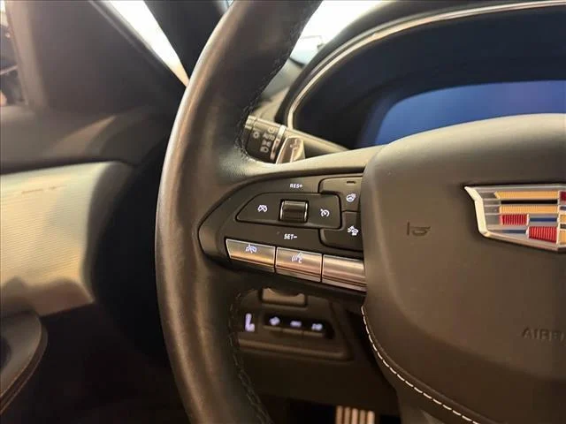 Used 2023  CADILLAC VSERIES image 16