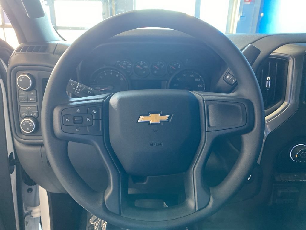 New 2026 Summit White Chevrolet Custom image 5