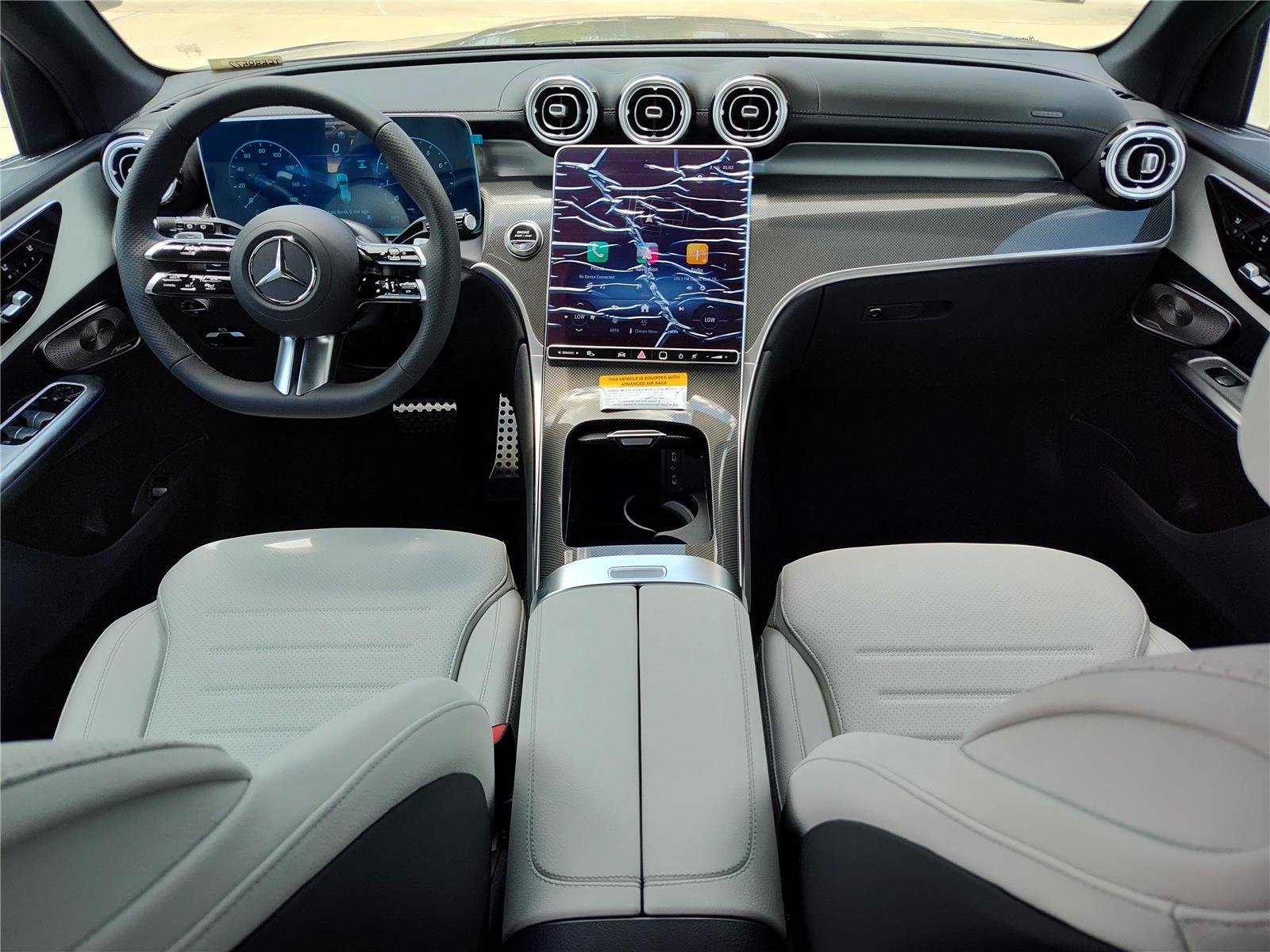New 2026 Black Mercedes-Benz GLC 300 image 10