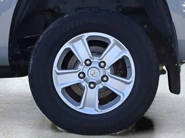 Used 2019 Gray Toyota SR5 image 24
