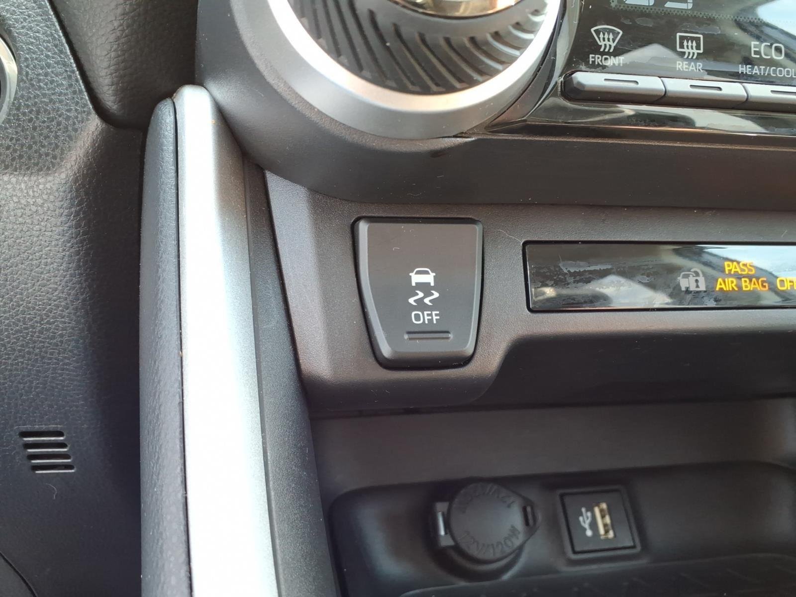 Used 2024 Magnetic Gray Metallic Toyota XLE Premium image 8