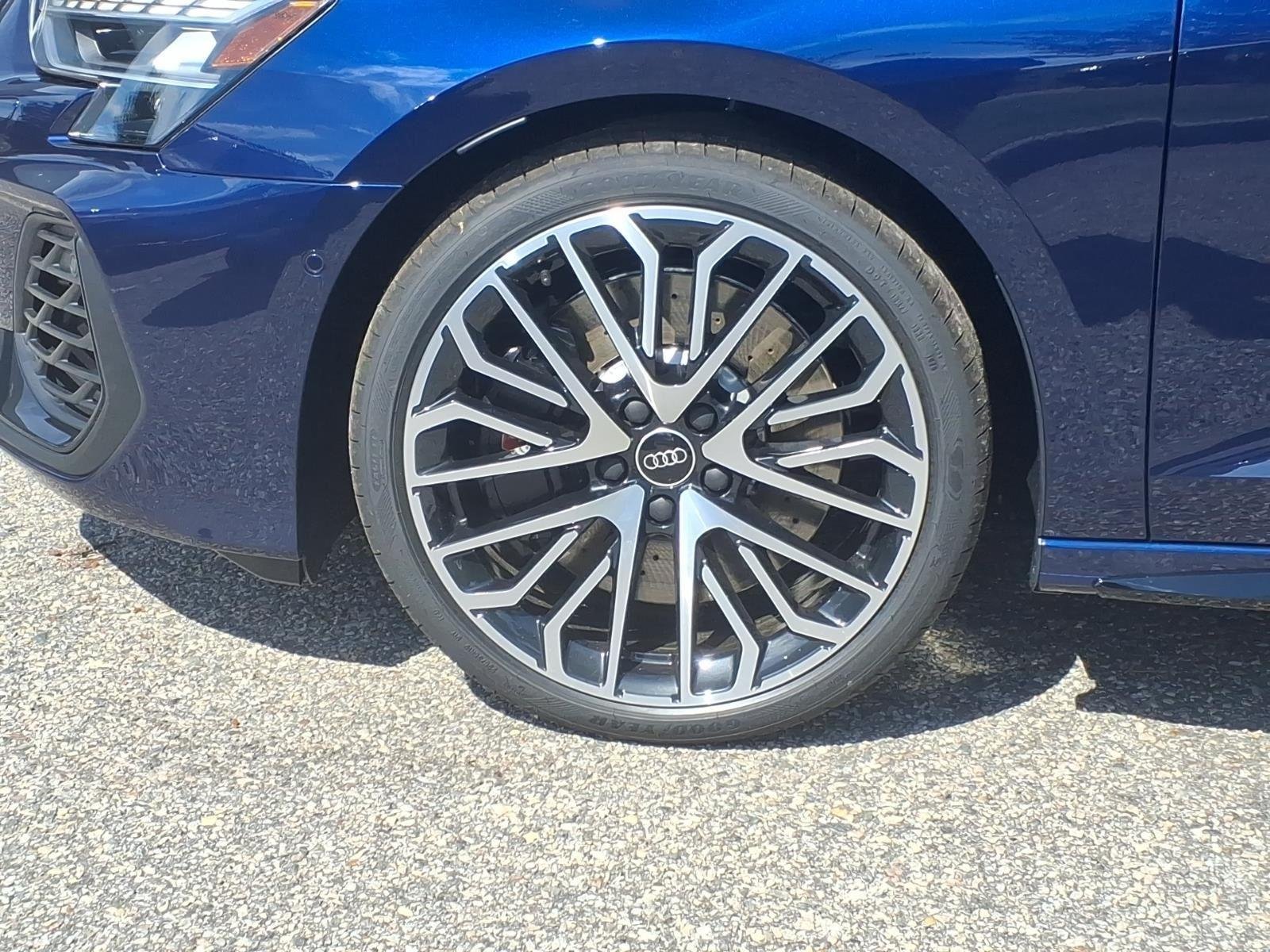 New 2026 Navarra Blue Metallic Audi PREM image 10