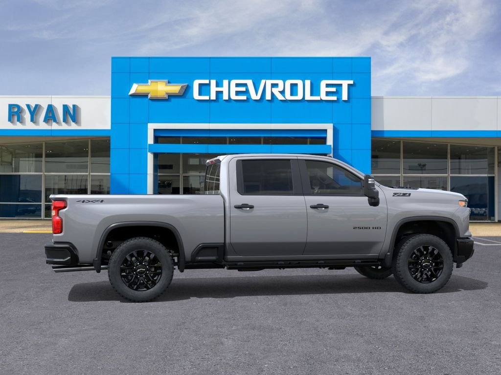 2026 Chevrolet Silverado 2500 HD Custom - Photo 5