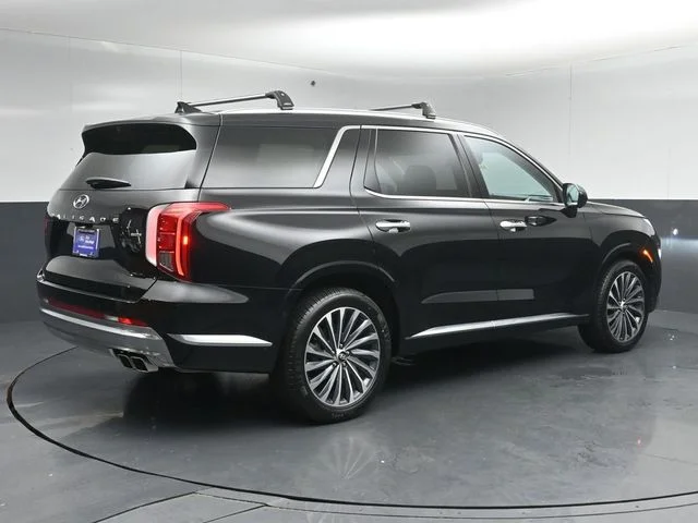 Certified Used 2025 Abyss Black Pearl Hyundai Calligraphy image 7