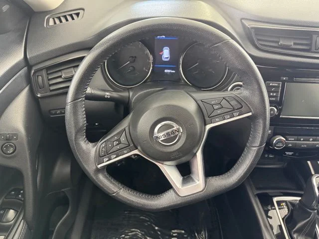 Used 2019 White Nissan SV image 23
