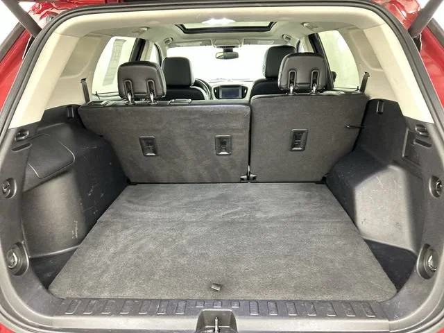 Used 2018 RED QUARTZ TINTCOAT GMC Denali image 7