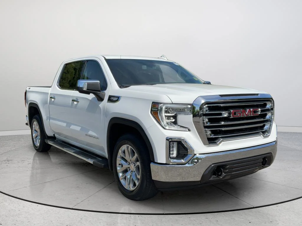2021 GMC Sierra 4WD Crew Cab Short Box SLT's photo